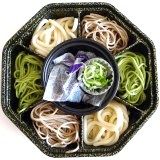 割子三色麺
